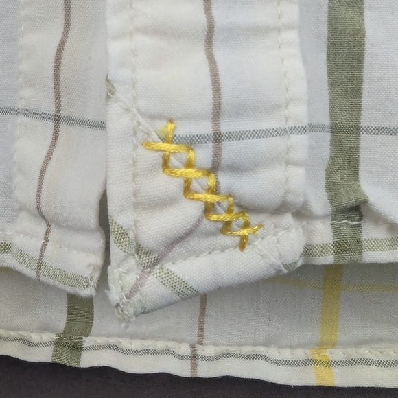 Quicksilver Possible Medium Short Sleeve Button Down Shirt White/Gray/Yellow - Picture 3 of 10